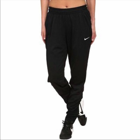 nike libero 14 tech knit pant